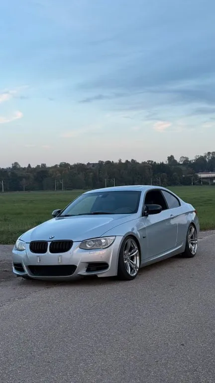 BMW 335