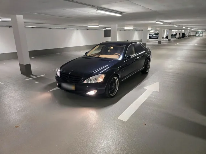 Mercedes-Benz S 320