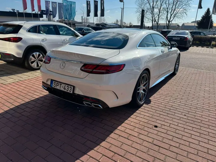 Mercedes-Benz S 63 AMG