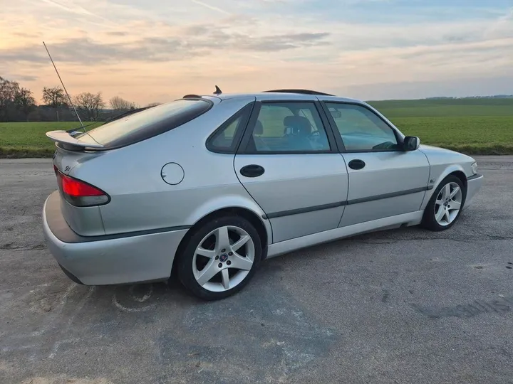 Saab 9-3