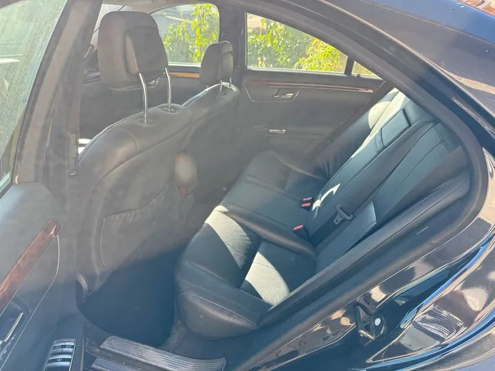 Mercedes-Benz E 320
