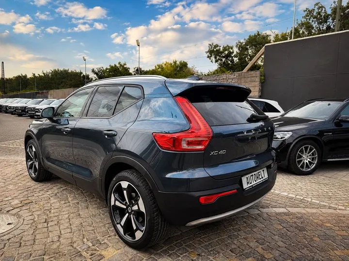 Volvo XC40