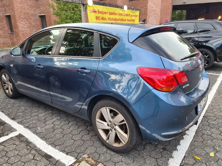 Opel Astra