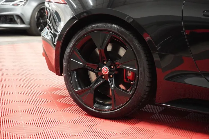 Jaguar F-Type
