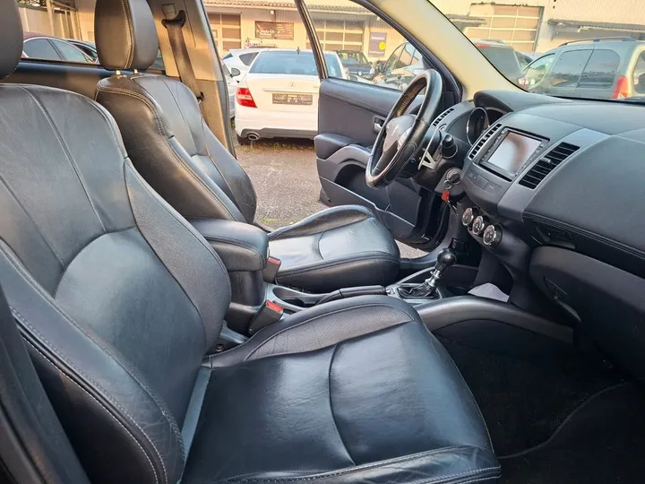 Peugeot 4007