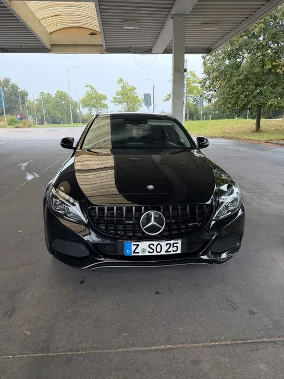 Mercedes-Benz C 220