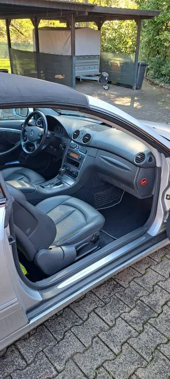 Mercedes-Benz CLK 200