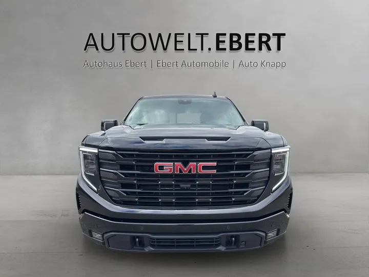 GMC Sierra