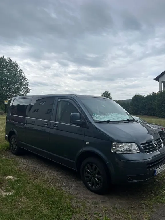 Volkswagen T5 Caravelle