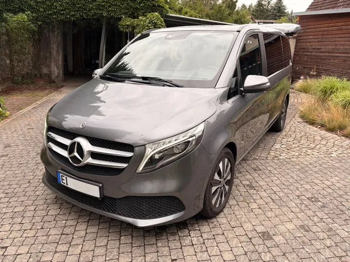 Mercedes-Benz V 250