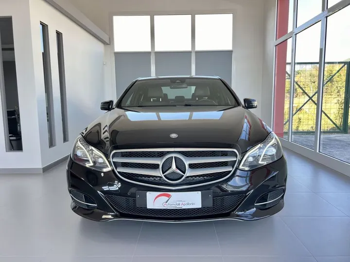 Mercedes-Benz E 200