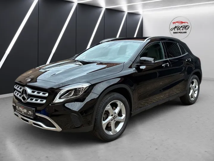 Mercedes-Benz GLA 200