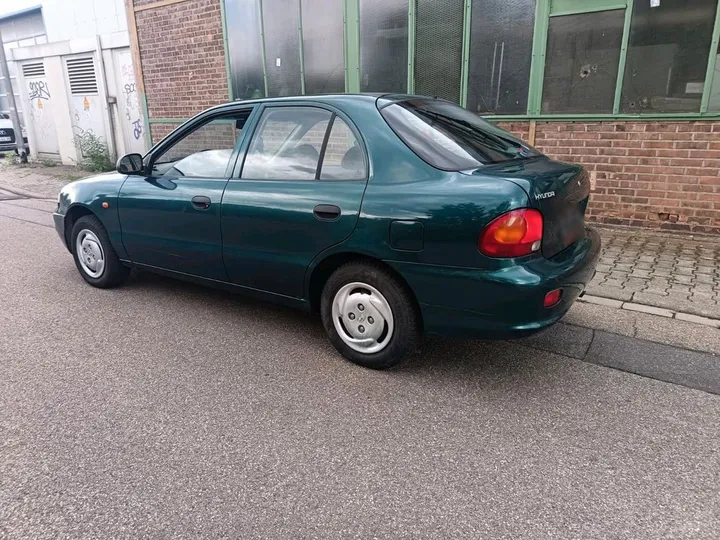 Hyundai Accent