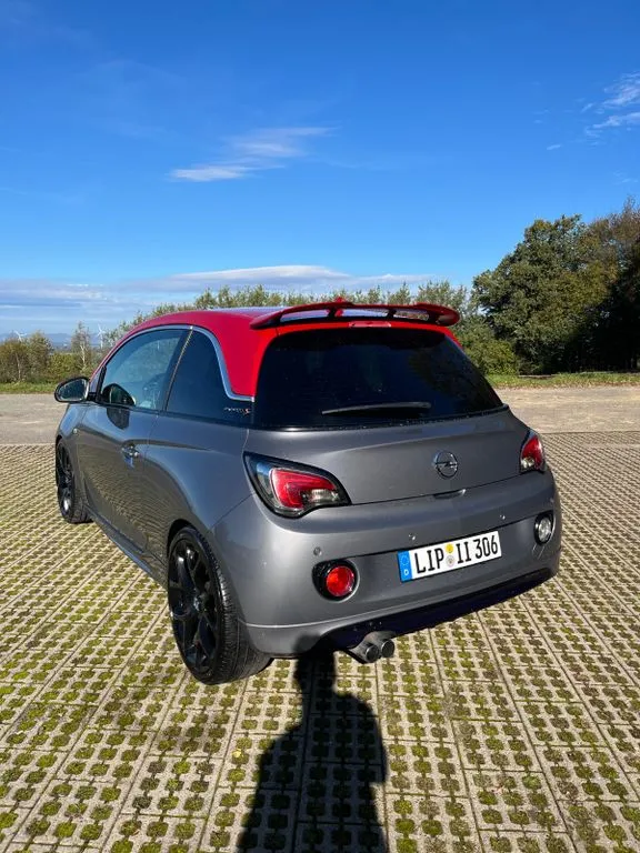 Opel Adam