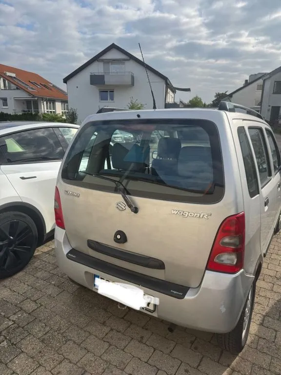 Suzuki Wagon R+