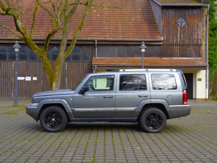 Jeep Commander