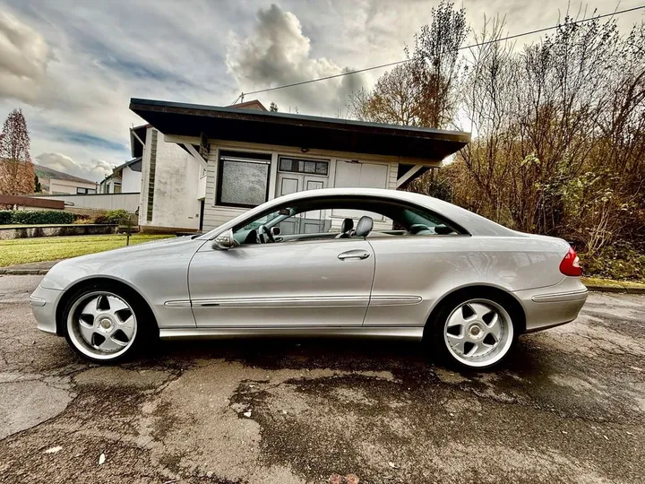 Mercedes-Benz CLK 200