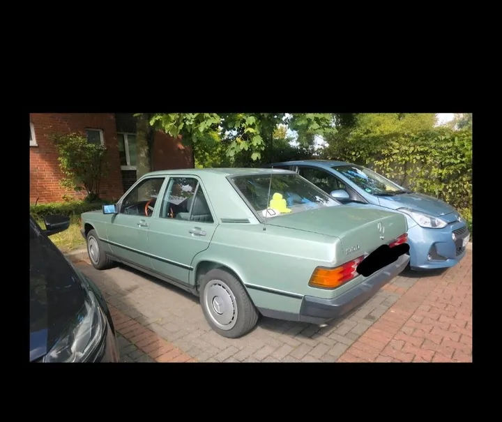 Mercedes-Benz 190