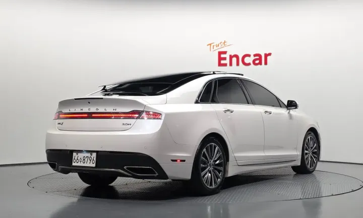 Lincoln MKZ
