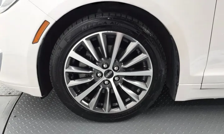 Lincoln MKZ