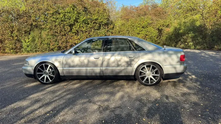 Audi A8