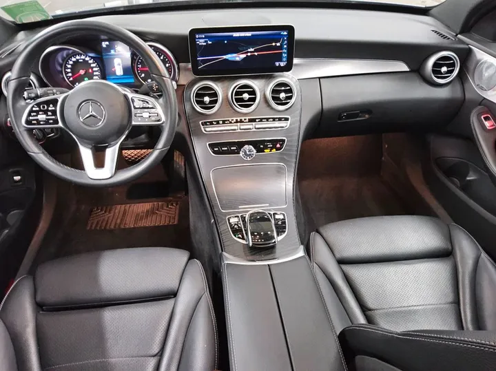 Mercedes-Benz C 220