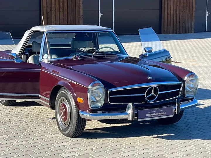 Mercedes-Benz 280