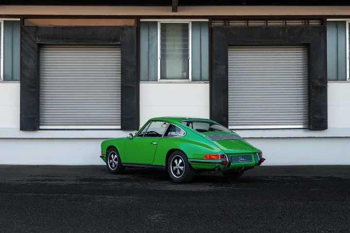 Porsche 911