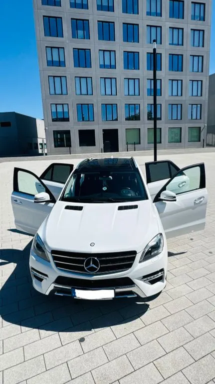 Mercedes-Benz ML 350
