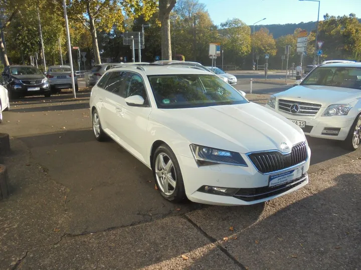 Škoda Superb