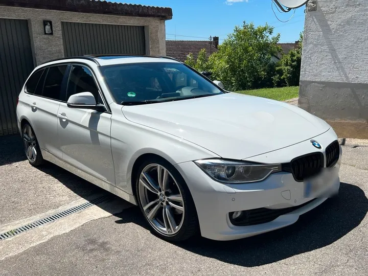 BMW 320