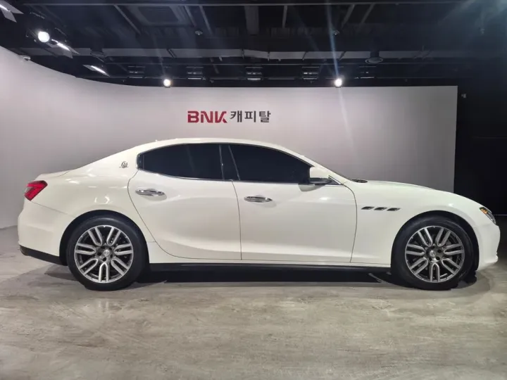 Maserati Ghibli