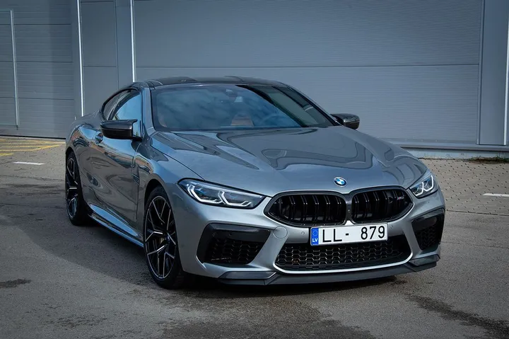 BMW M8