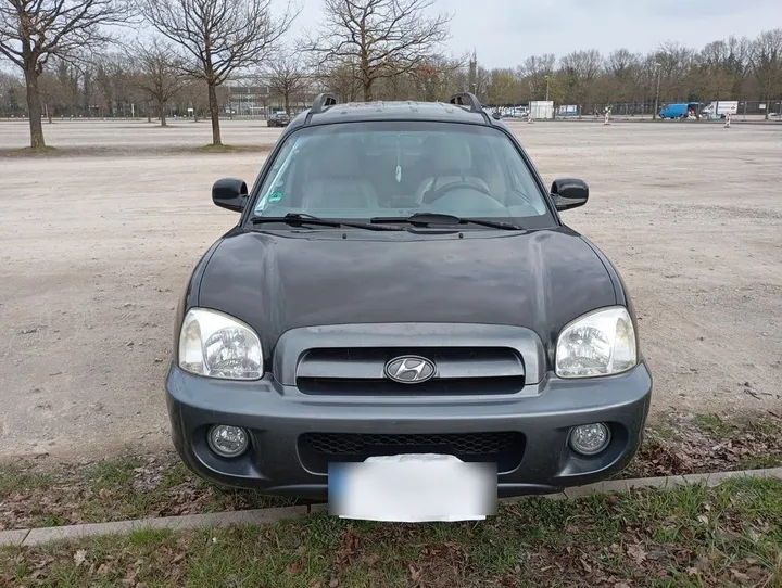 Hyundai SANTA FE