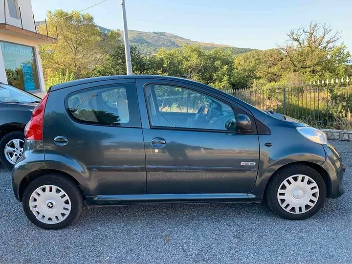 Peugeot 107