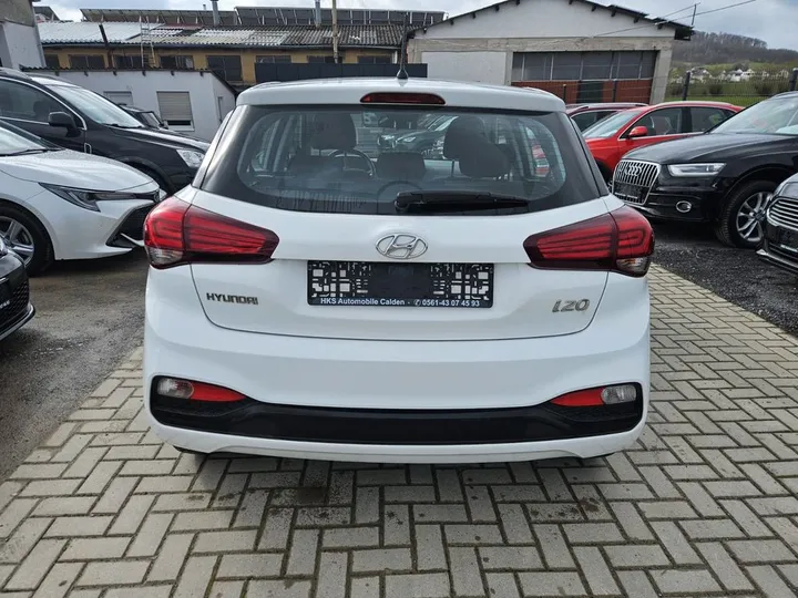 Hyundai i20