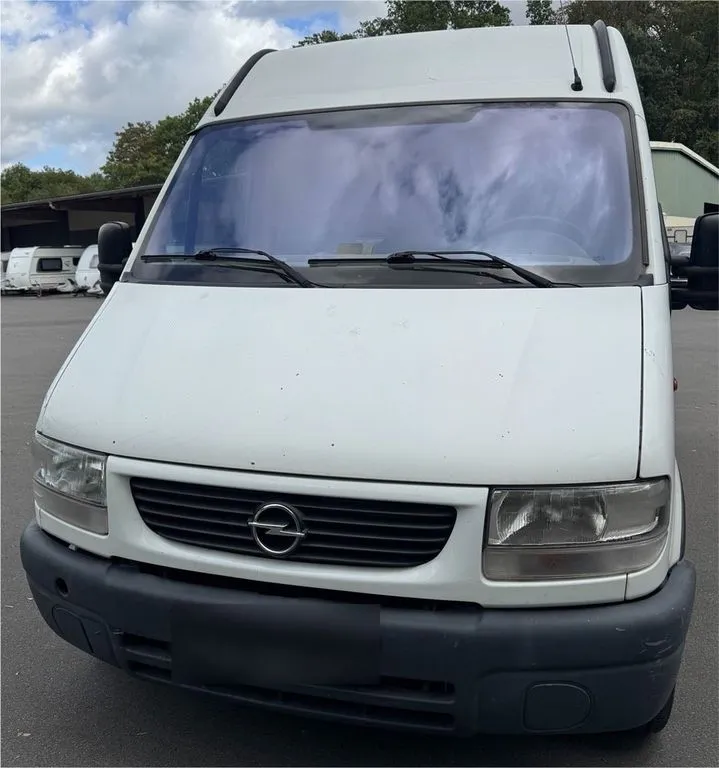 Opel Movano