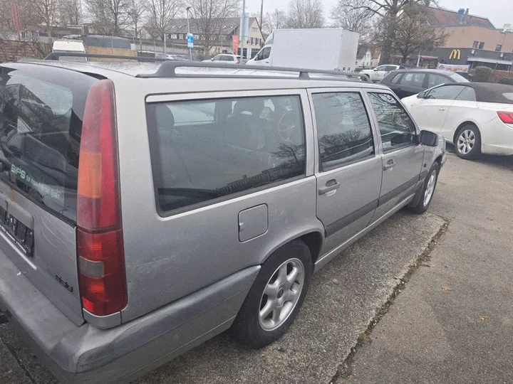 Volvo 850