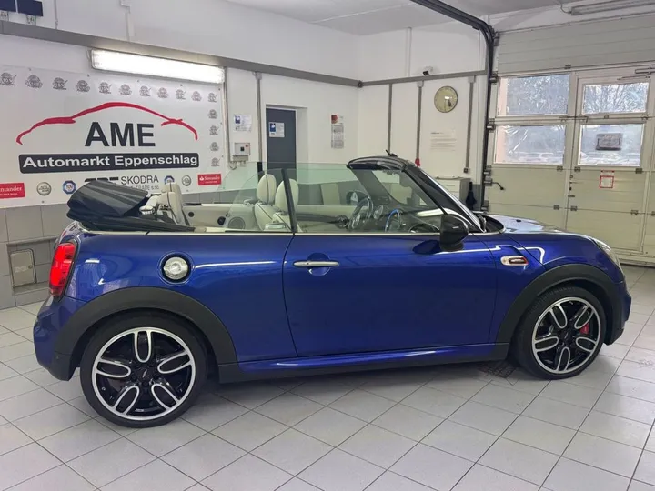 MINI Cooper Cabrio