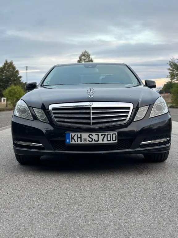 Mercedes-Benz E 250