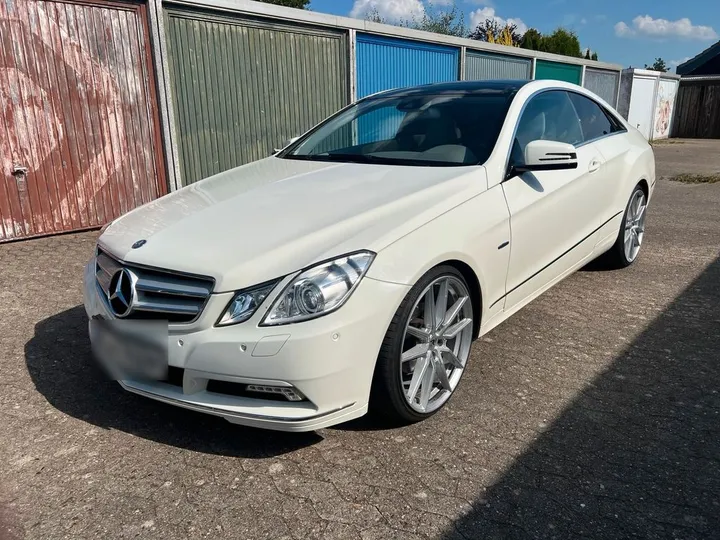 Mercedes-Benz E 250
