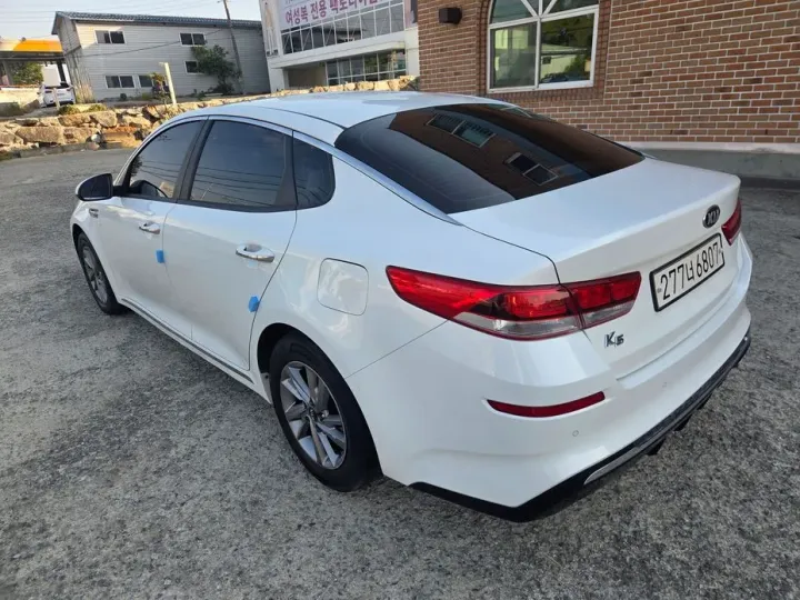 Kia K5