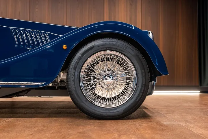 Morgan Plus 4