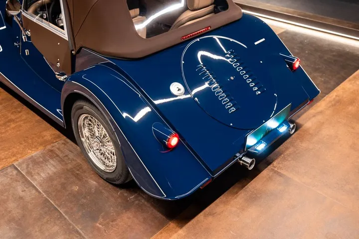 Morgan Plus 4
