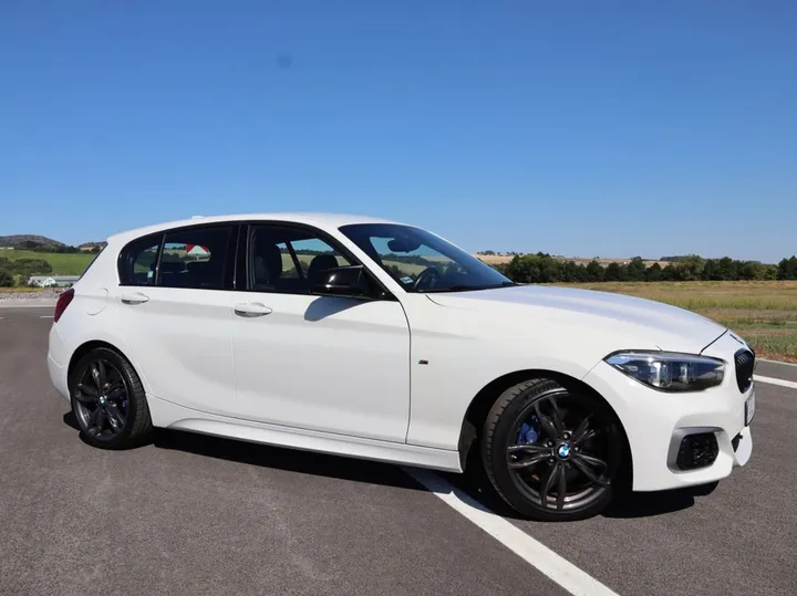BMW M140i