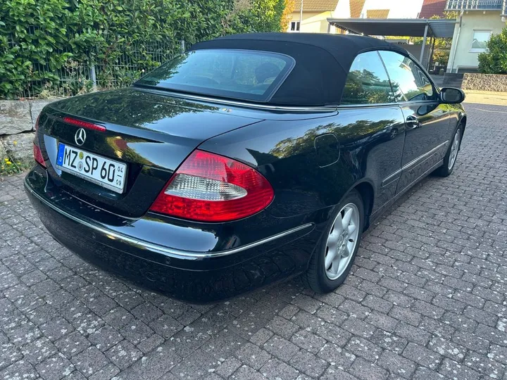 Mercedes-Benz CLK 200