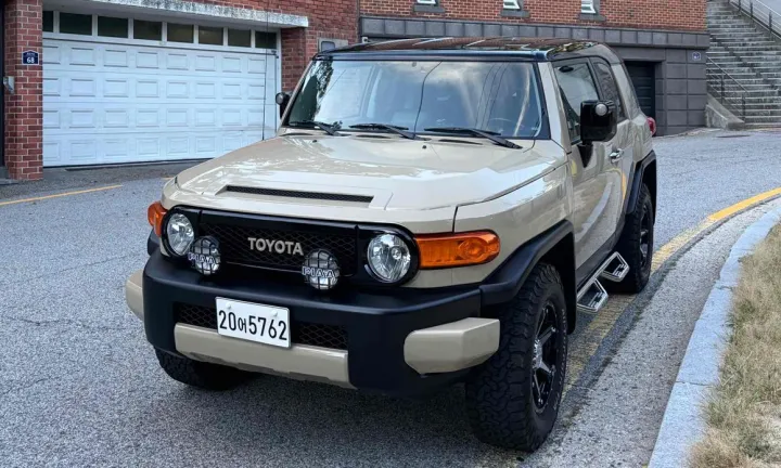 Toyota FJ Cruiser