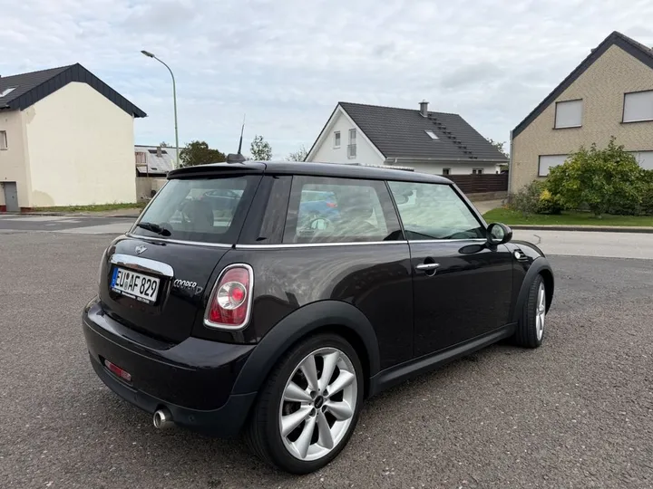 MINI Cooper D