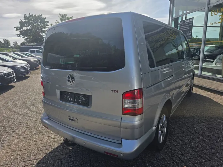 Volkswagen T5 Multivan