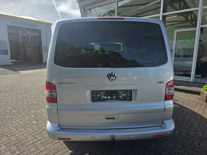 Volkswagen T5 Multivan